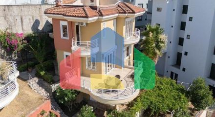 Вілла з просторим плануванням в районі Каргаджак