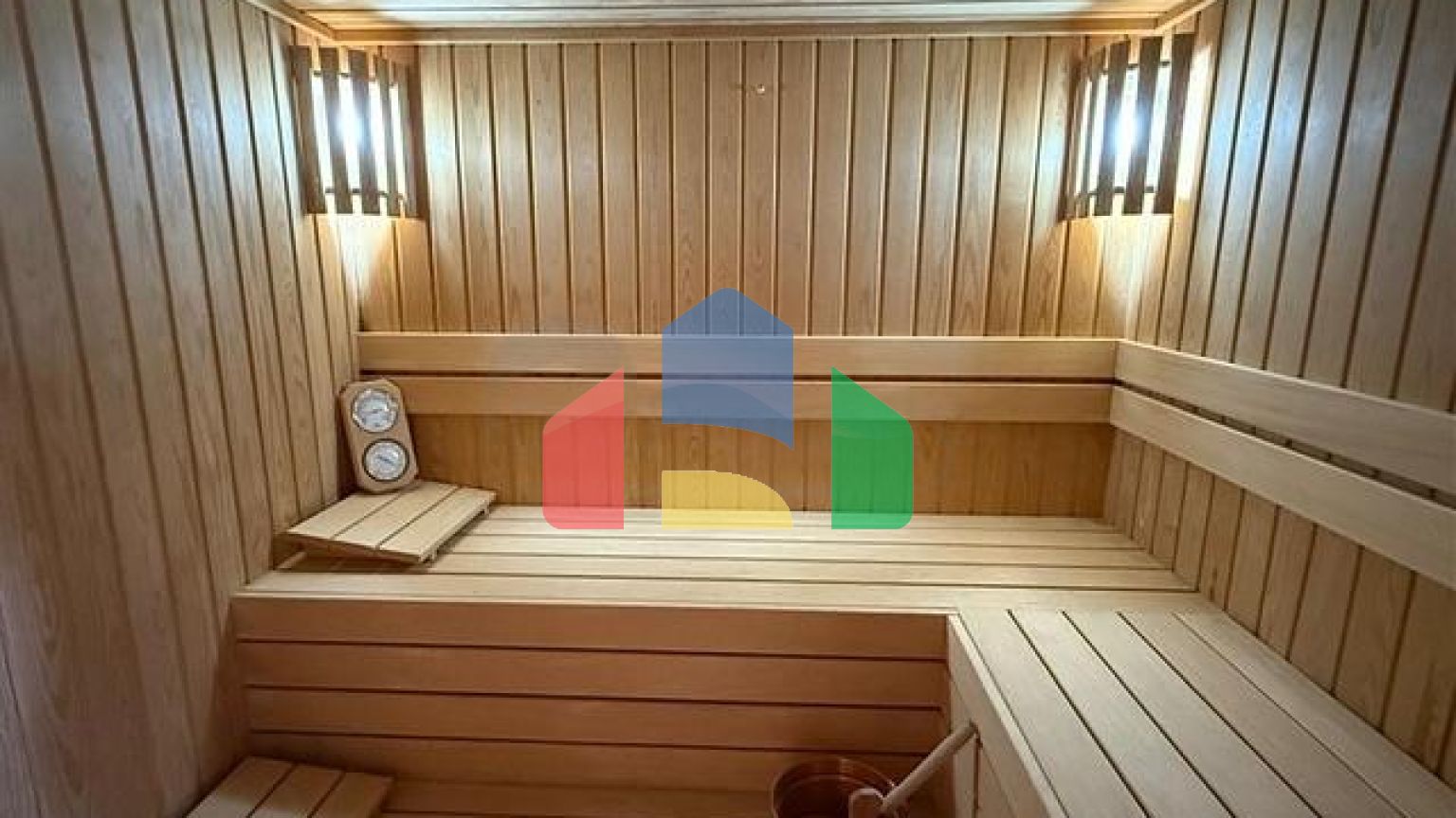 Вілла з просторим плануванням в районі Каргаджак