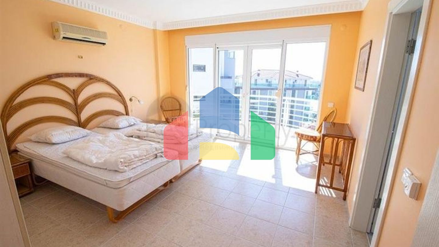 Вілла з просторим плануванням в районі Каргаджак