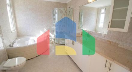 Вілла з просторим плануванням в районі Каргаджак