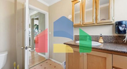 Commercial - Commercial/Retail - Portland, Oregon, United States - United States