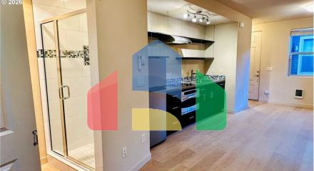 Residential - Condo/Apartment - Portland, Oregon, United States - United States