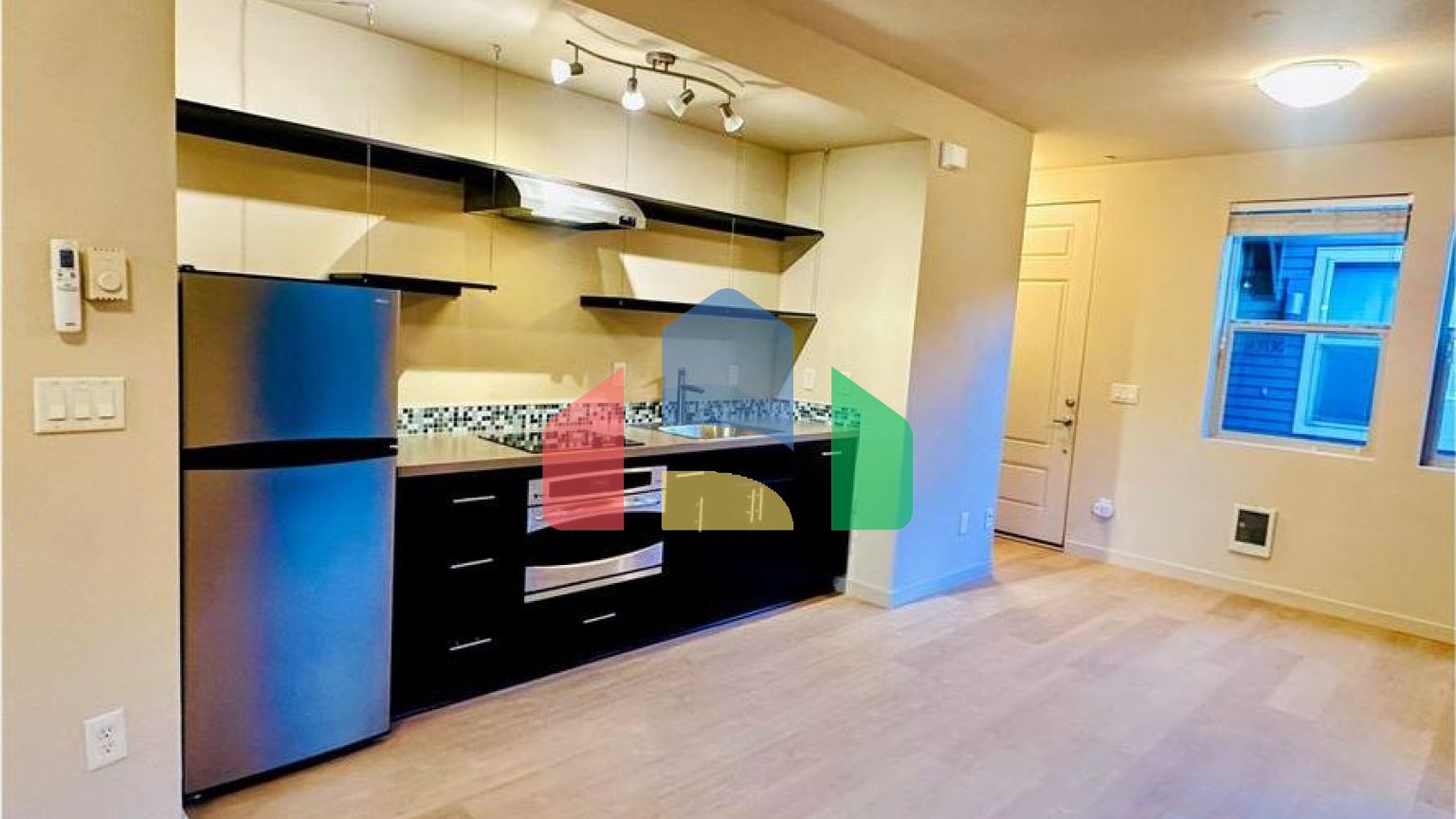 Residential - Condo/Apartment - Portland, Oregon, United States - United States