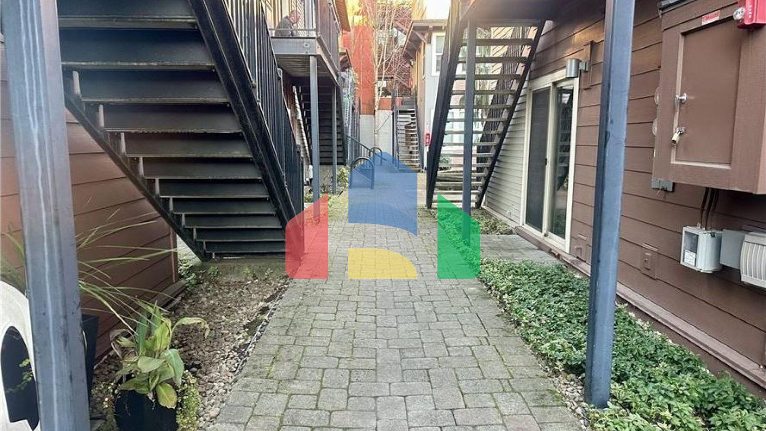 Residential - Condo/Apartment - Portland, Oregon, United States - United States