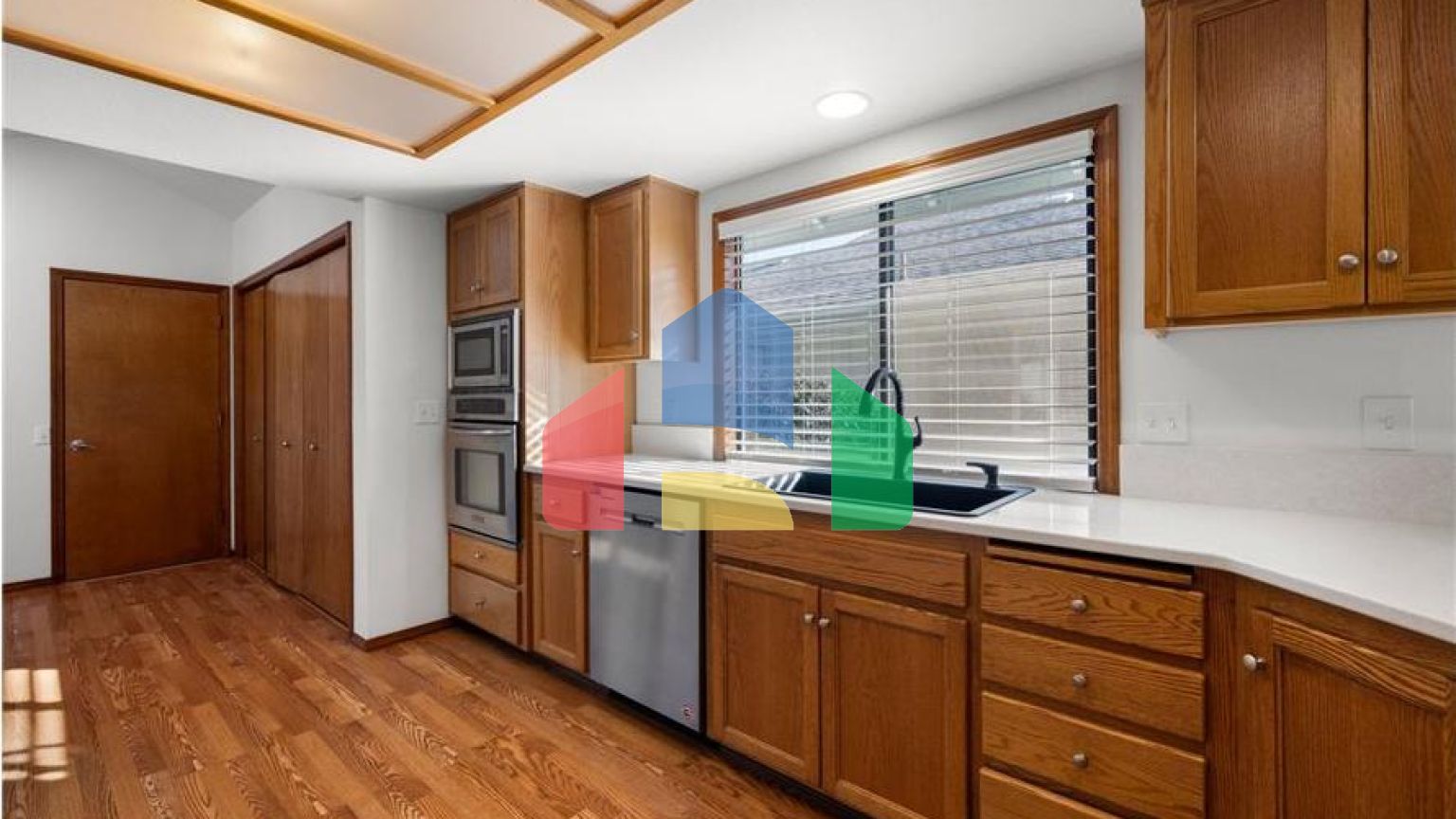 Residential - Single Family Home - Portland, Oregon, United States - United States