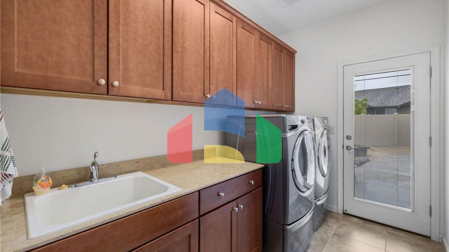 Residential - Single Family Home - Reno, Nevada, United States - United States