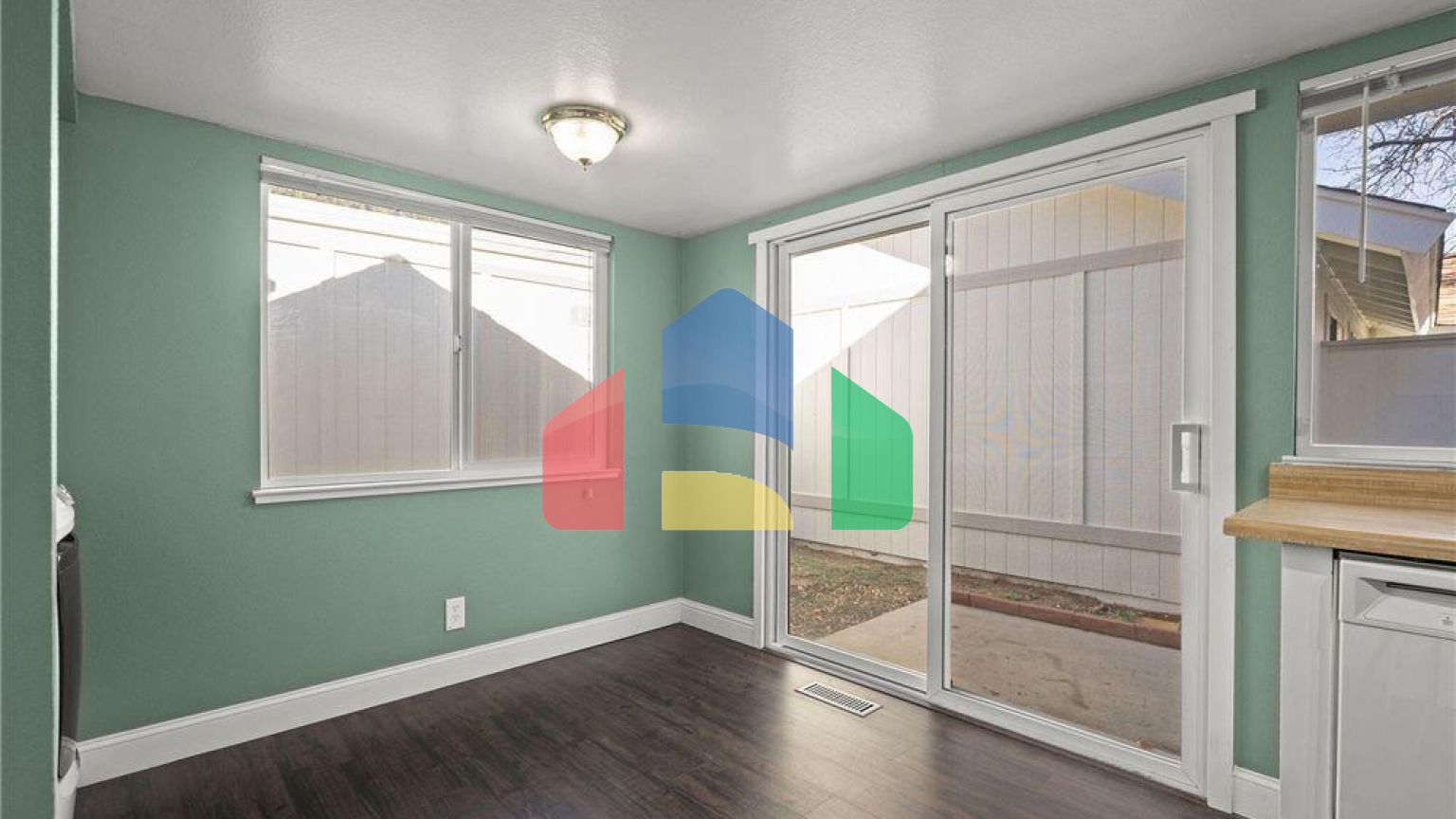 Residential - Townhouse - Reno, Nevada, United States - United States