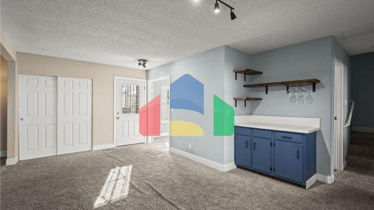 Residential - Townhouse - Reno, Nevada, United States - United States