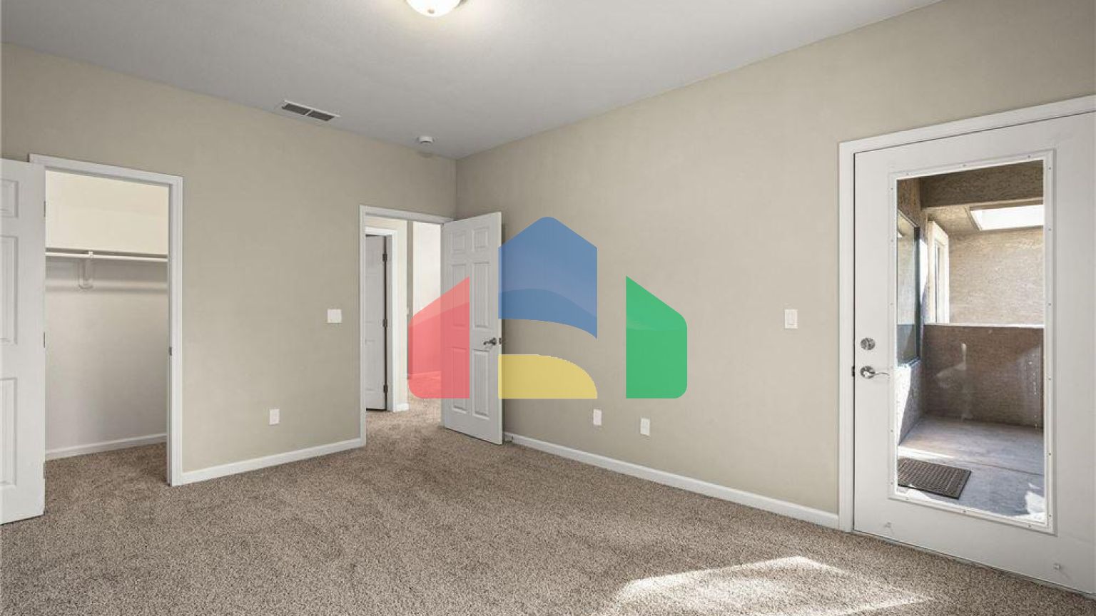 Residential - Condo/Apartment - Reno, Nevada, United States - United States