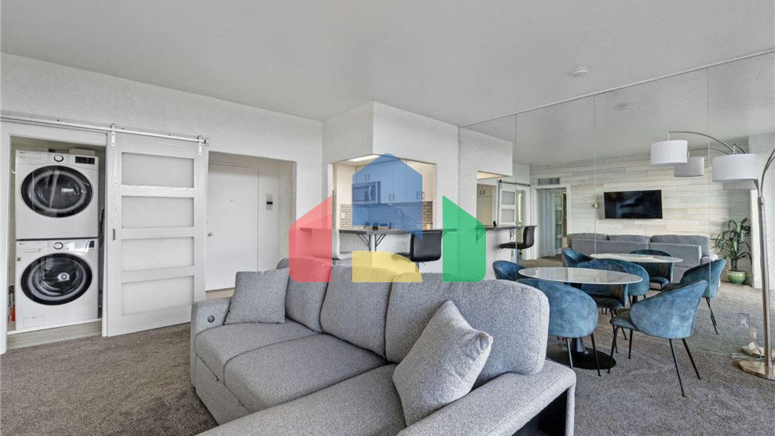 Residential - Condo/Apartment - Reno, Nevada, United States - United States