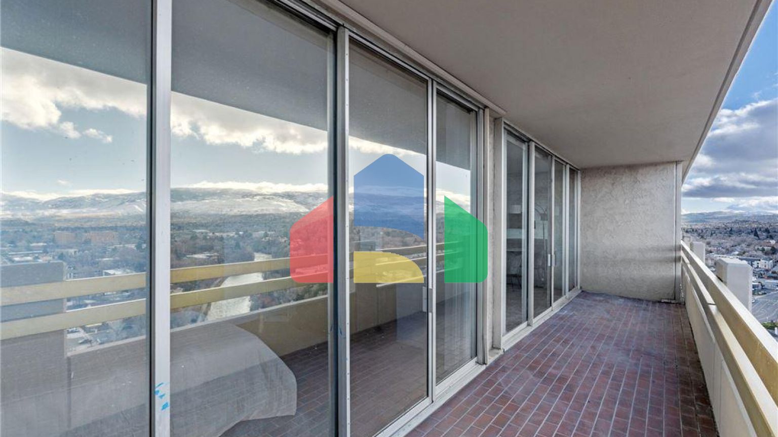 Residential - Condo/Apartment - Reno, Nevada, United States - United States