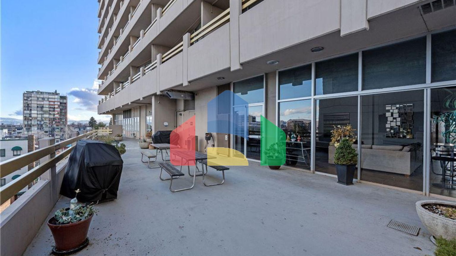 Residential - Condo/Apartment - Reno, Nevada, United States - United States