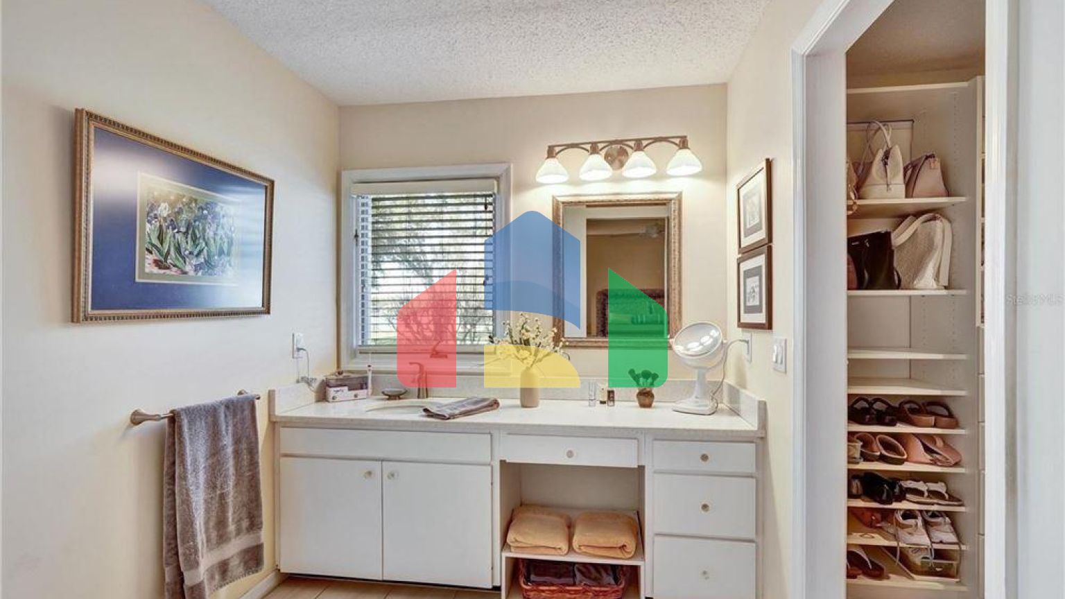 Residential - Condo/Apartment - Sarasota, Florida, United States - United States