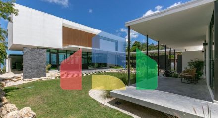 Residential - Single Family Home - Sarasota, Florida, United States - United States