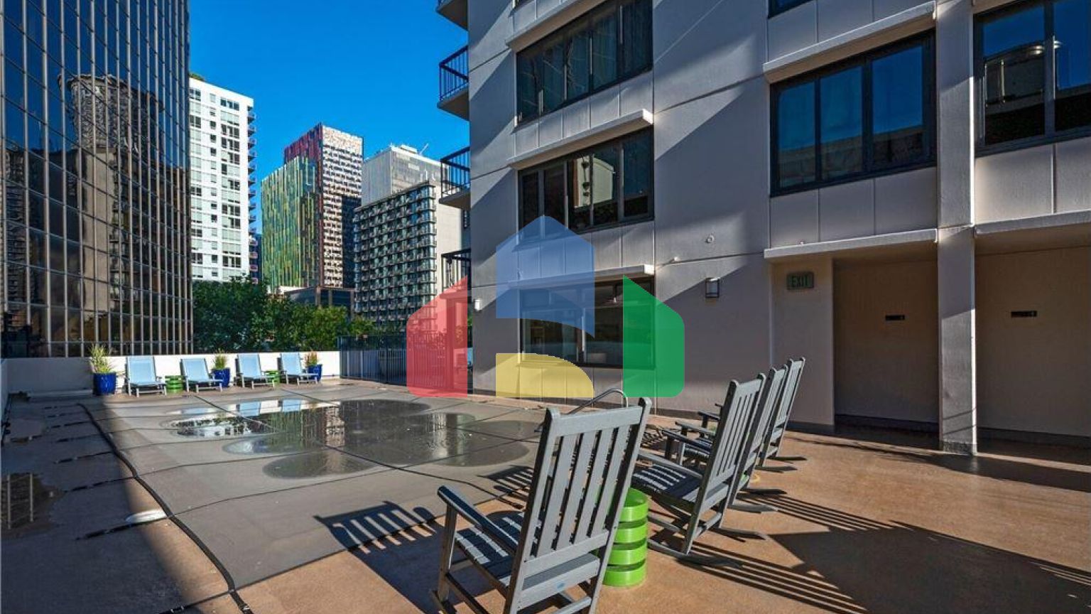 Residential - Condo/Apartment - Seattle, Washington, United States - United States