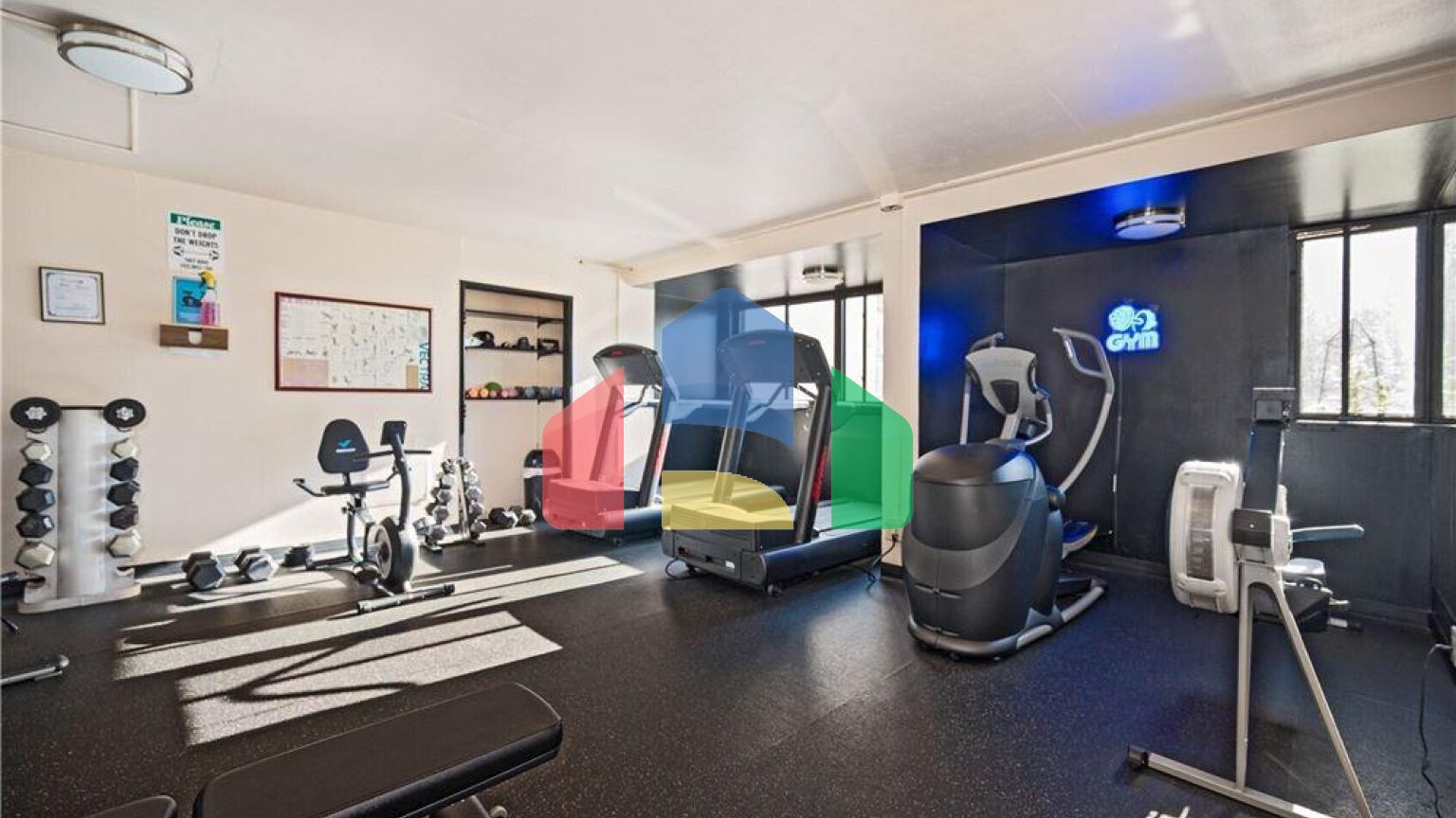 Residential - Condo/Apartment - Seattle, Washington, United States - United States