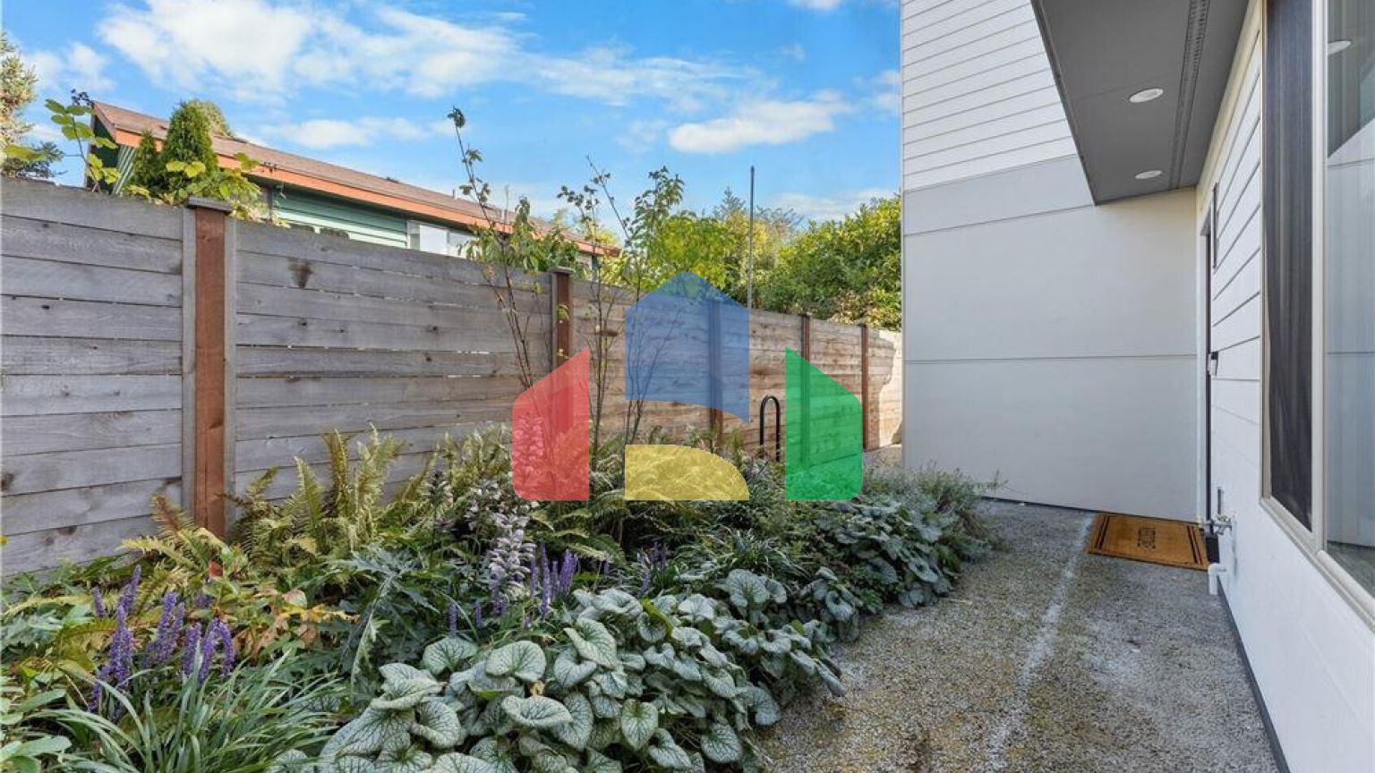 Residential - Condo/Apartment - Seattle, Washington, United States - United States