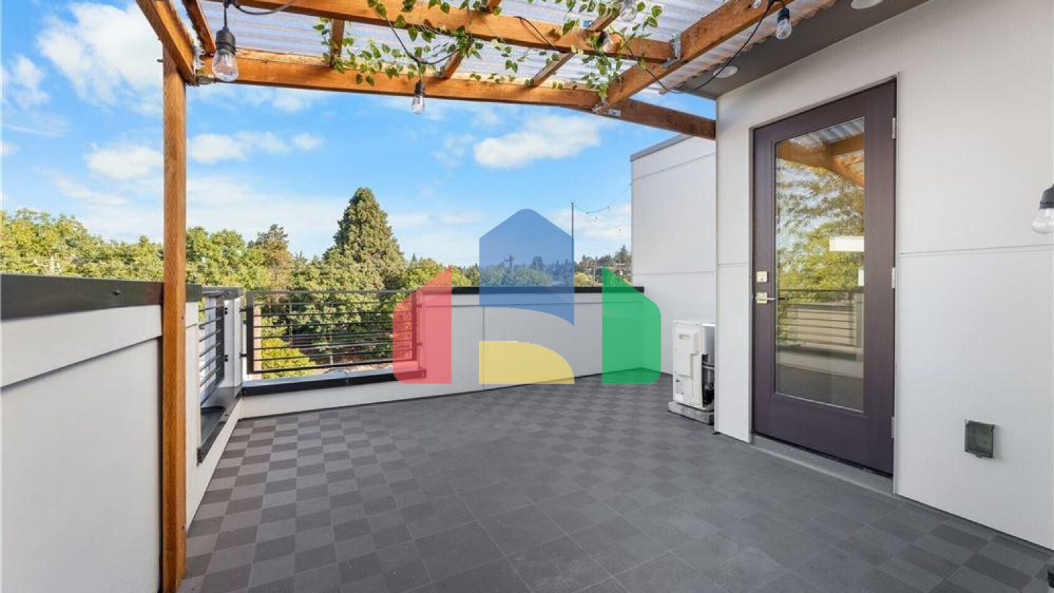 Residential - Condo/Apartment - Seattle, Washington, United States - United States