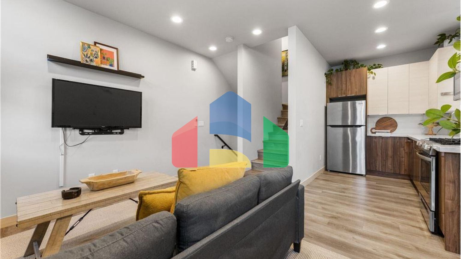 Residential - Condo/Apartment - Seattle, Washington, United States - United States