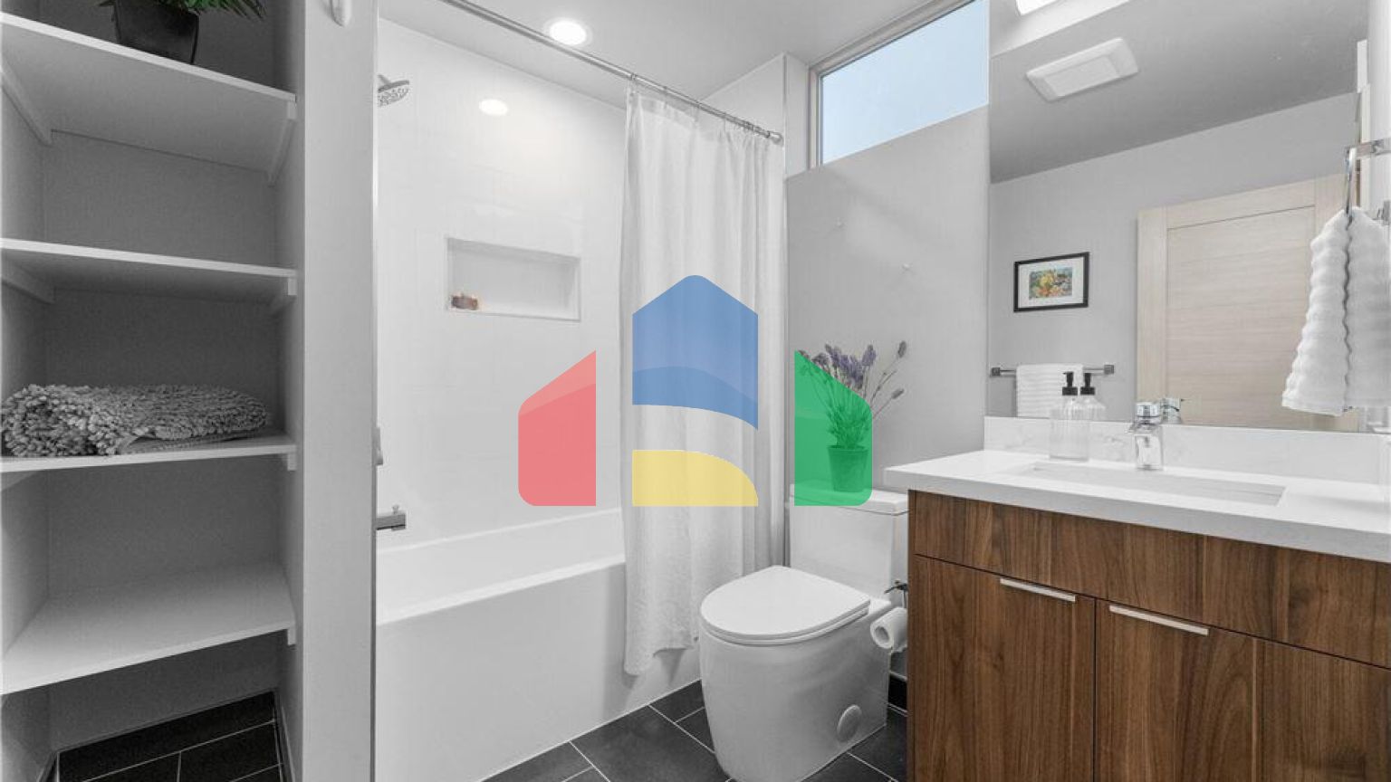 Residential - Condo/Apartment - Seattle, Washington, United States - United States