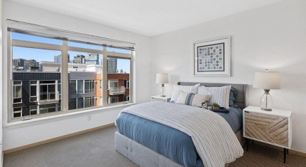 Residential - Condo/Apartment - Seattle, Washington, United States - United States