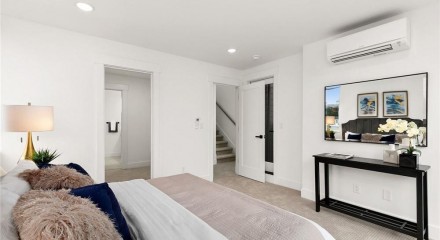 Residential - Single Family Home - Seattle, Washington, United States - United States