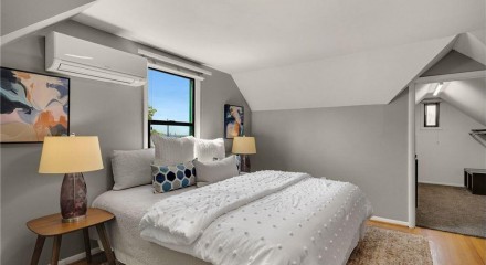 Residential - Single Family Home - Seattle, Washington, United States - United States