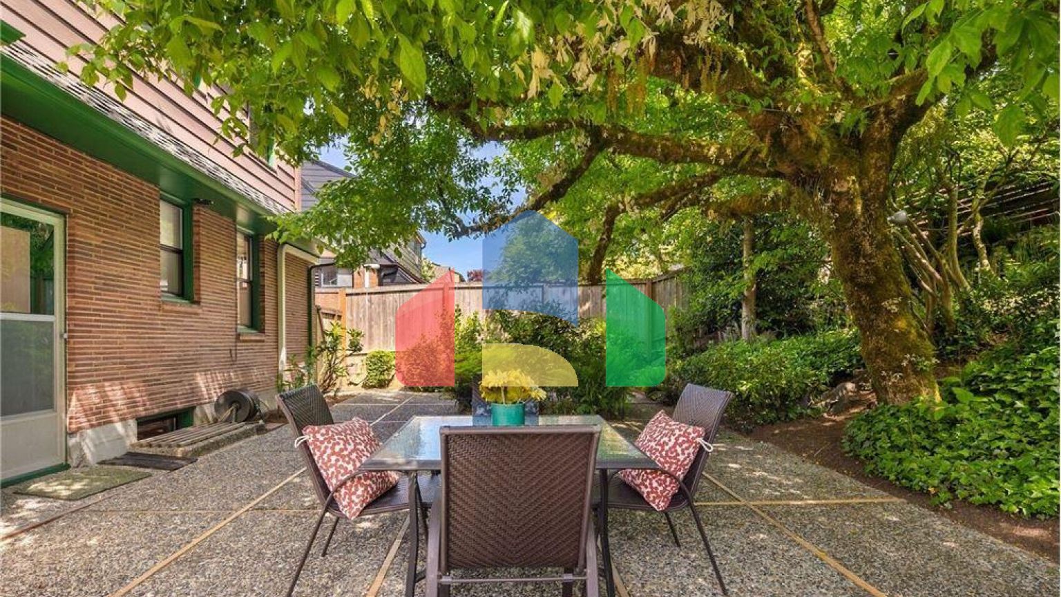 Residential - Single Family Home - Seattle, Washington, United States - United States