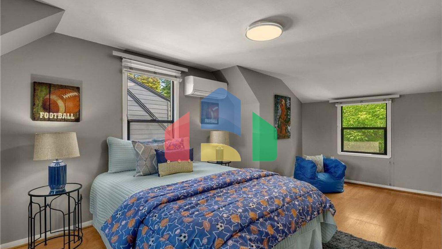 Residential - Single Family Home - Seattle, Washington, United States - United States