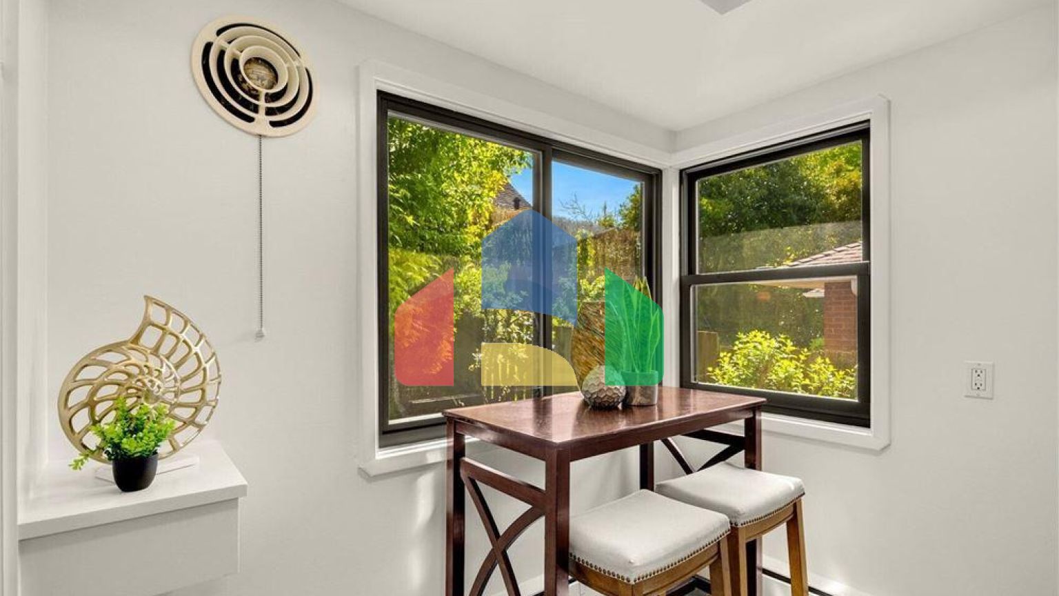 Residential - Single Family Home - Seattle, Washington, United States - United States