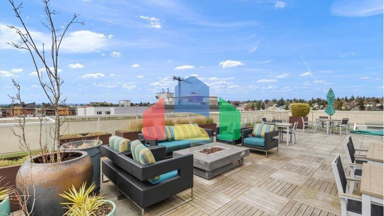 Residential - Condo/Apartment - Seattle, Washington, United States - United States