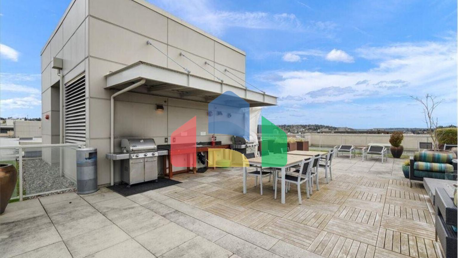 Residential - Condo/Apartment - Seattle, Washington, United States - United States