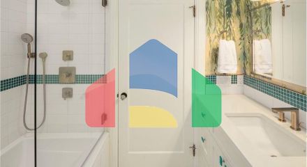 Residential - Single Family Home - Seattle, Washington, United States - United States