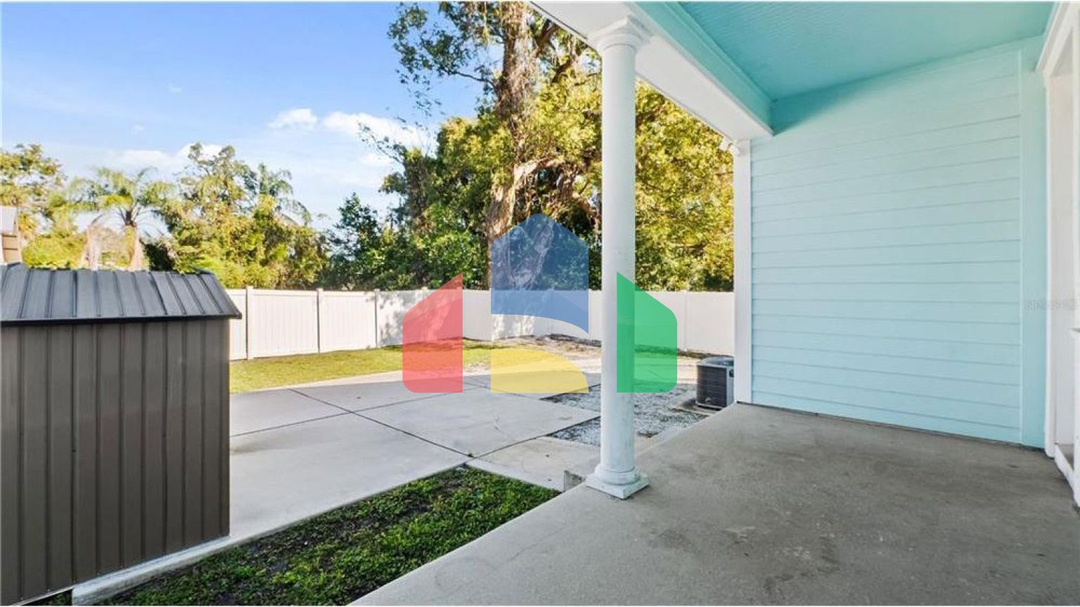 Residential - Single Family Home - Tampa, Florida, United States - United States