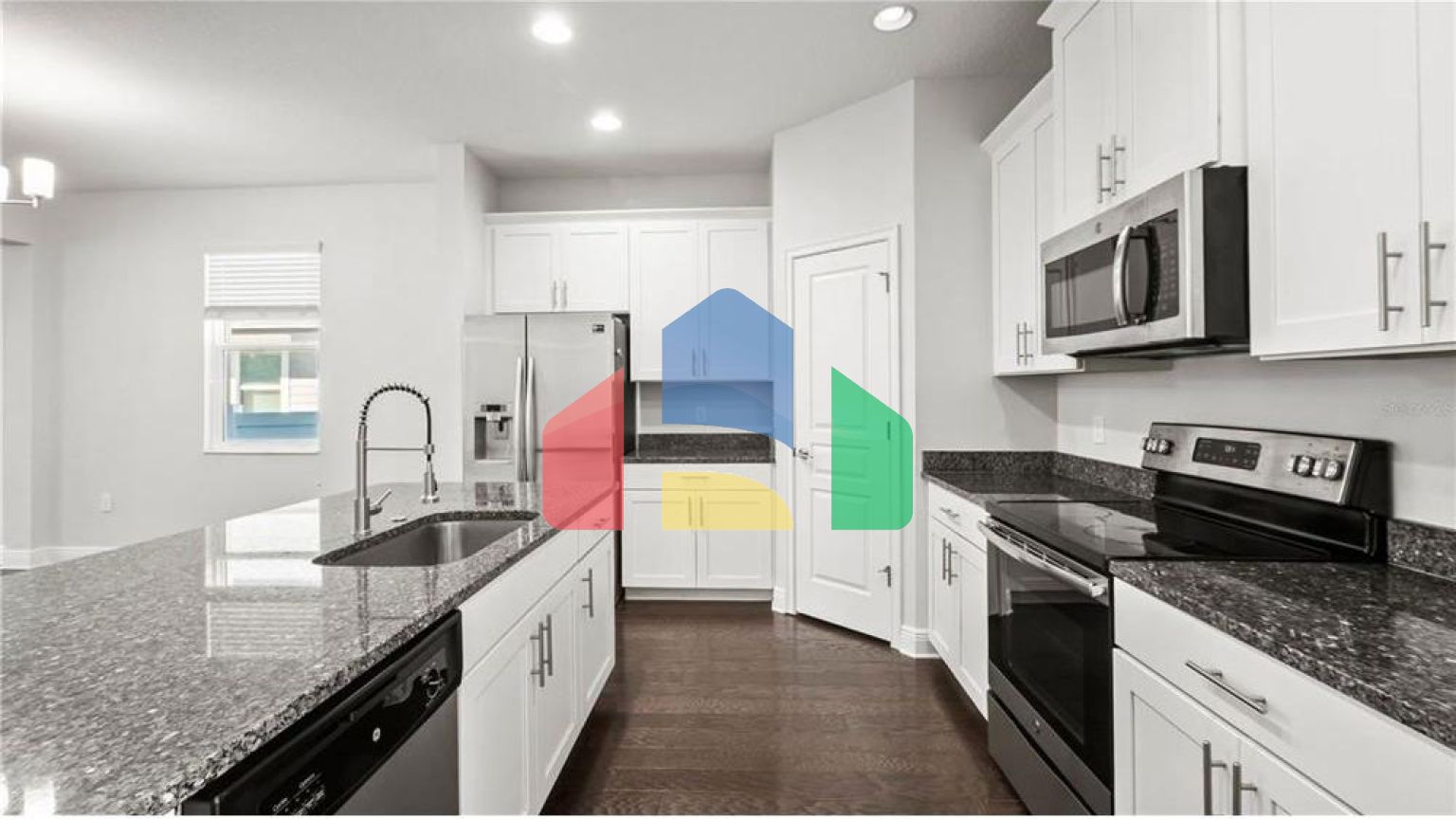 Residential - Single Family Home - Tampa, Florida, United States - United States