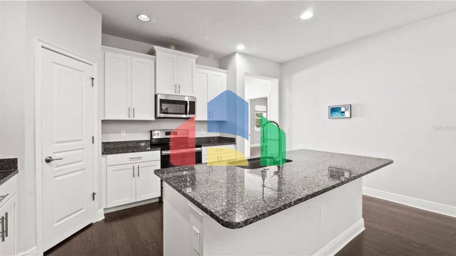 Residential - Single Family Home - Tampa, Florida, United States - United States