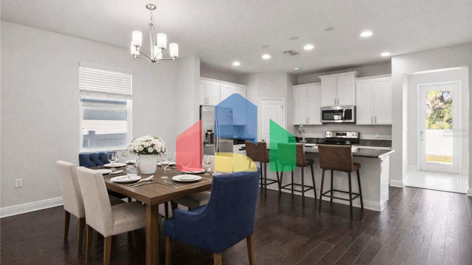 Residential - Single Family Home - Tampa, Florida, United States - United States