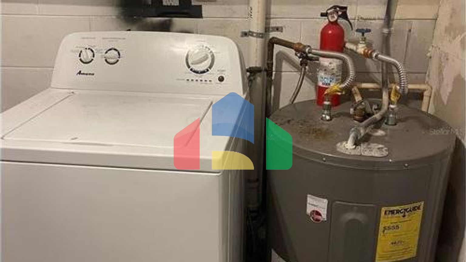 Residential - Single Family Home - Tampa, Florida, United States - United States