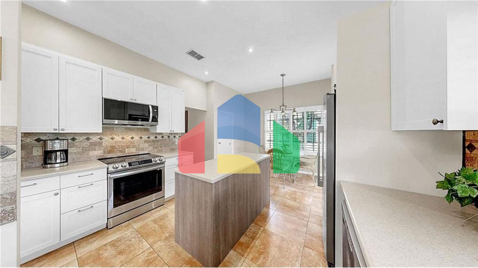 Residential - Single Family Home - Tampa, Florida, United States - United States