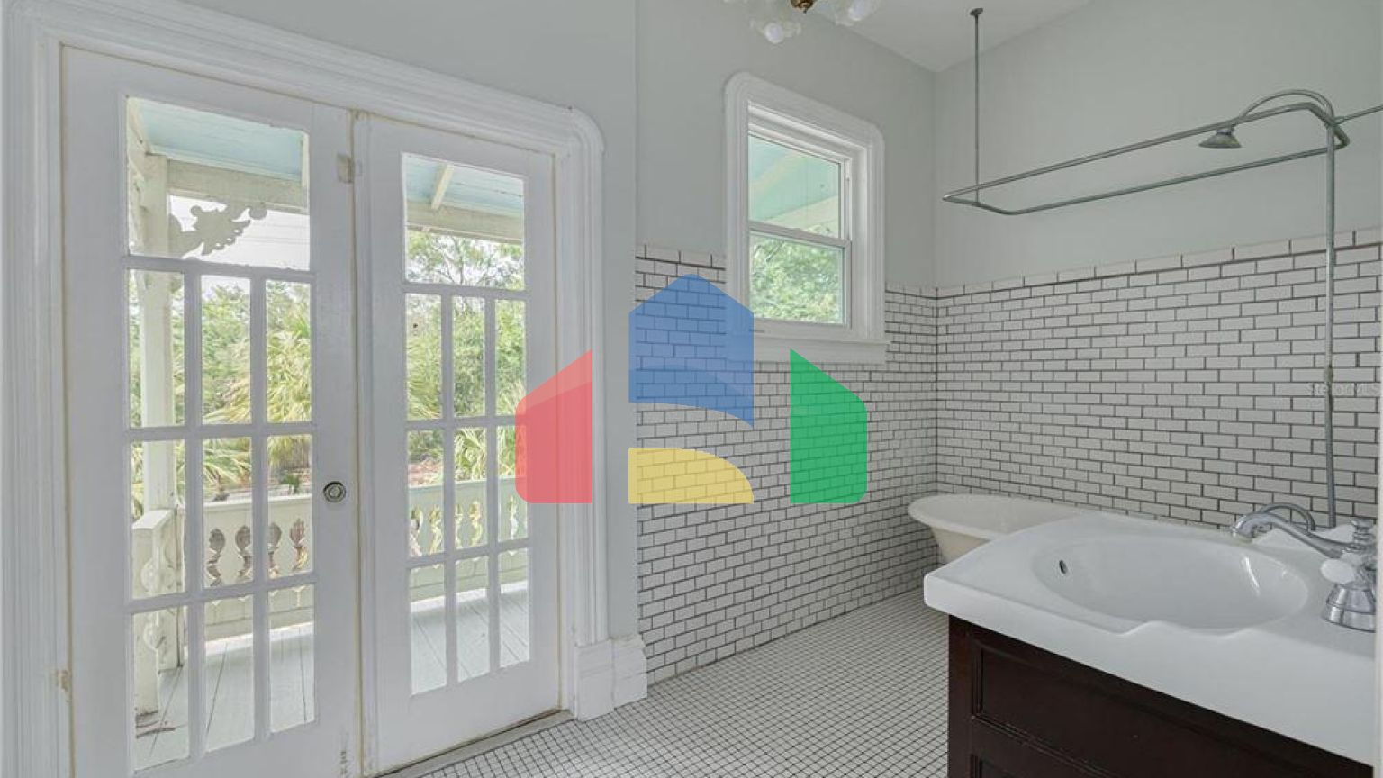 Residential - Single Family Home - Tampa, Florida, United States - United States