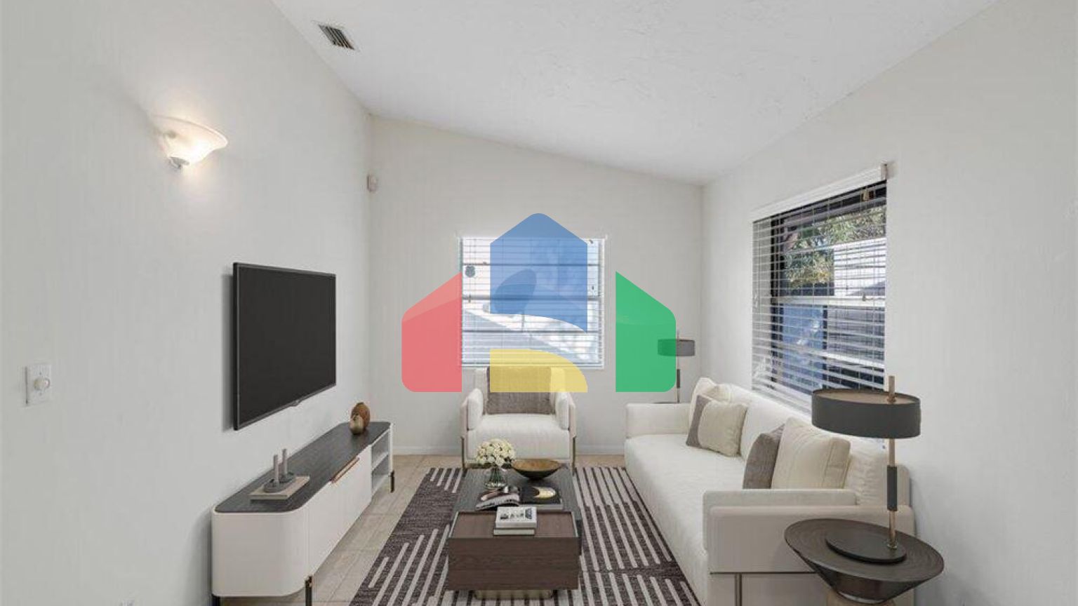 Residential - Single Family Home - West Palm Beach, Florida, United States - United States