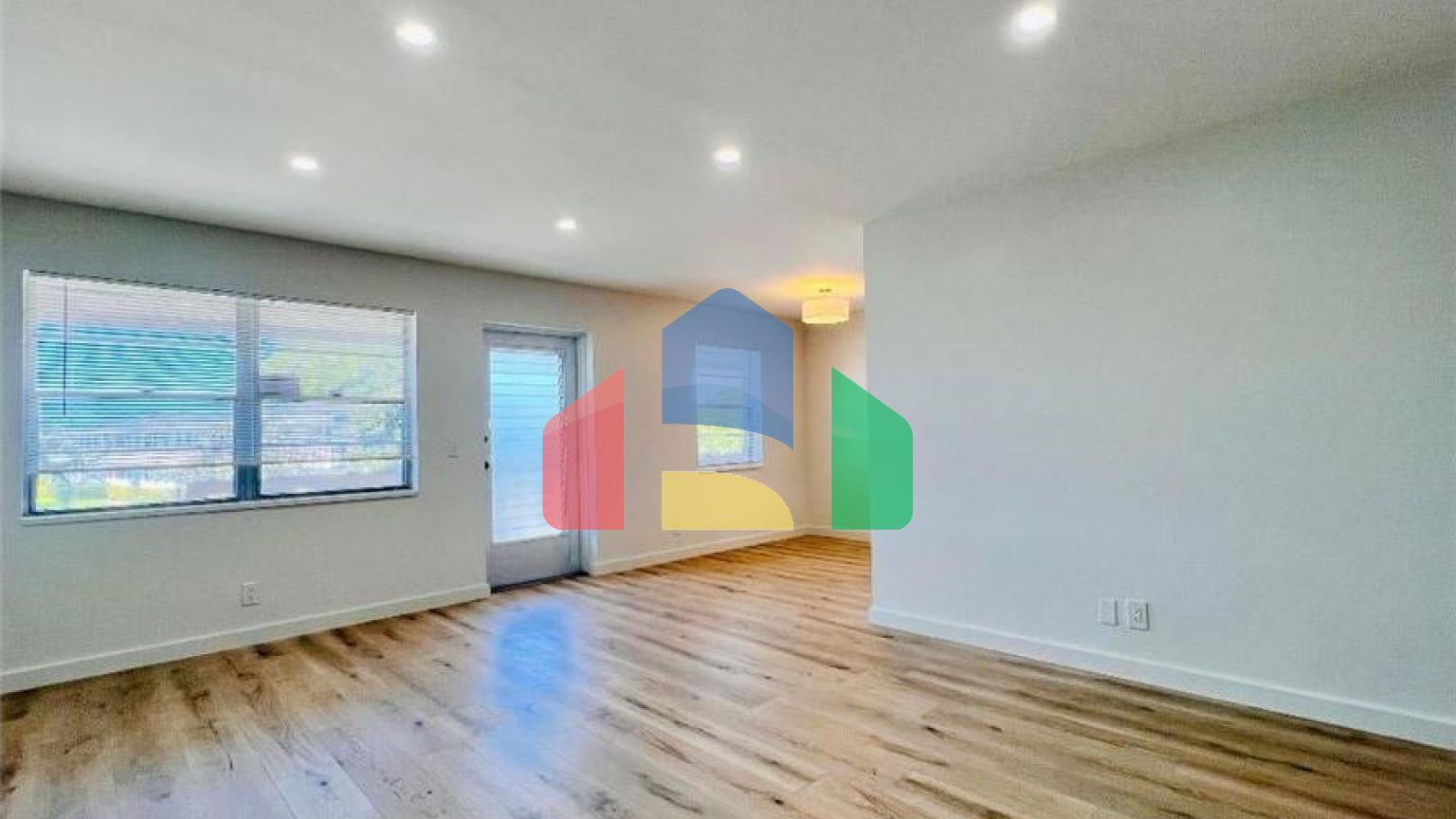 Residential - Condo/Apartment - West Palm Beach, Florida, United States - United States