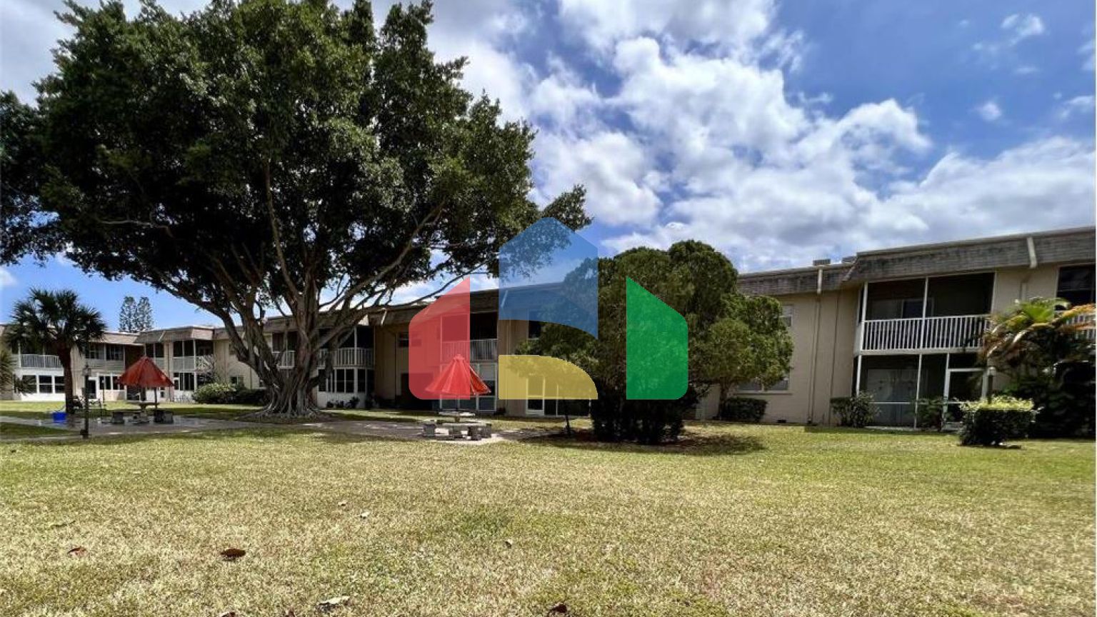 Residential - Condo/Apartment - West Palm Beach, Florida, United States - United States