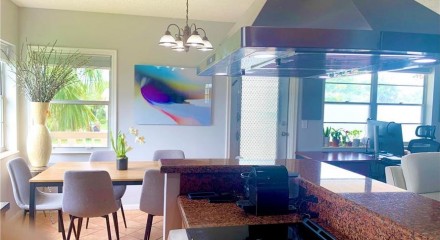 Residential - Condo/Apartment - West Palm Beach, Florida, United States - United States