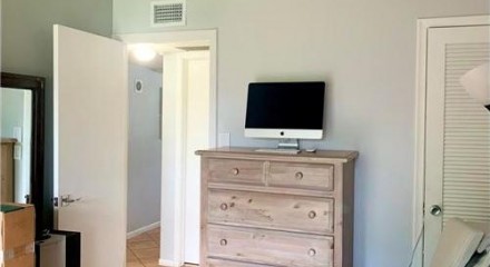Residential - Condo/Apartment - West Palm Beach, Florida, United States - United States