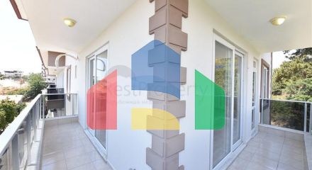 Великий пентхаус 4 + 1 площею 165 м2