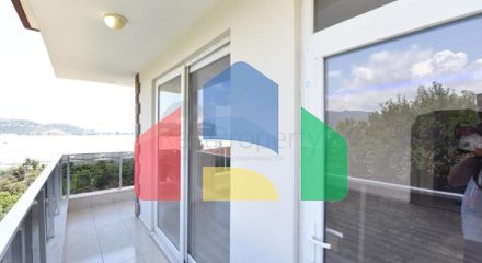 Великий пентхаус 4 + 1 площею 165 м2