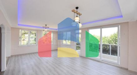 Великий пентхаус 4 + 1 площею 165 м2