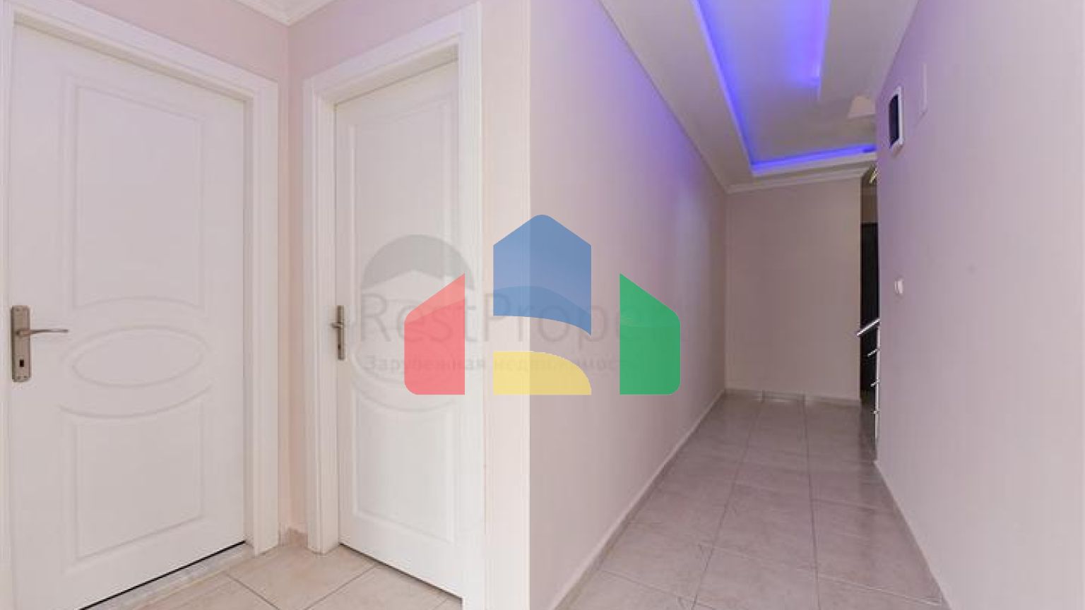 Великий пентхаус 4 + 1 площею 165 м2