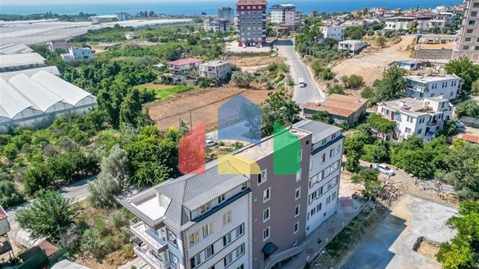 Великий пентхаус 4 + 1 площею 165 м2